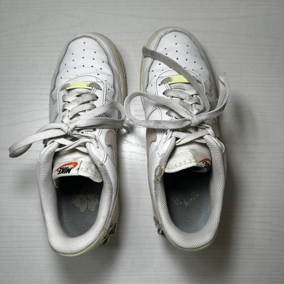 Nike Air Force 1 Women 8.5 Low Butterflies & Flowers White Pink Embroidered - Picture 4 of 12